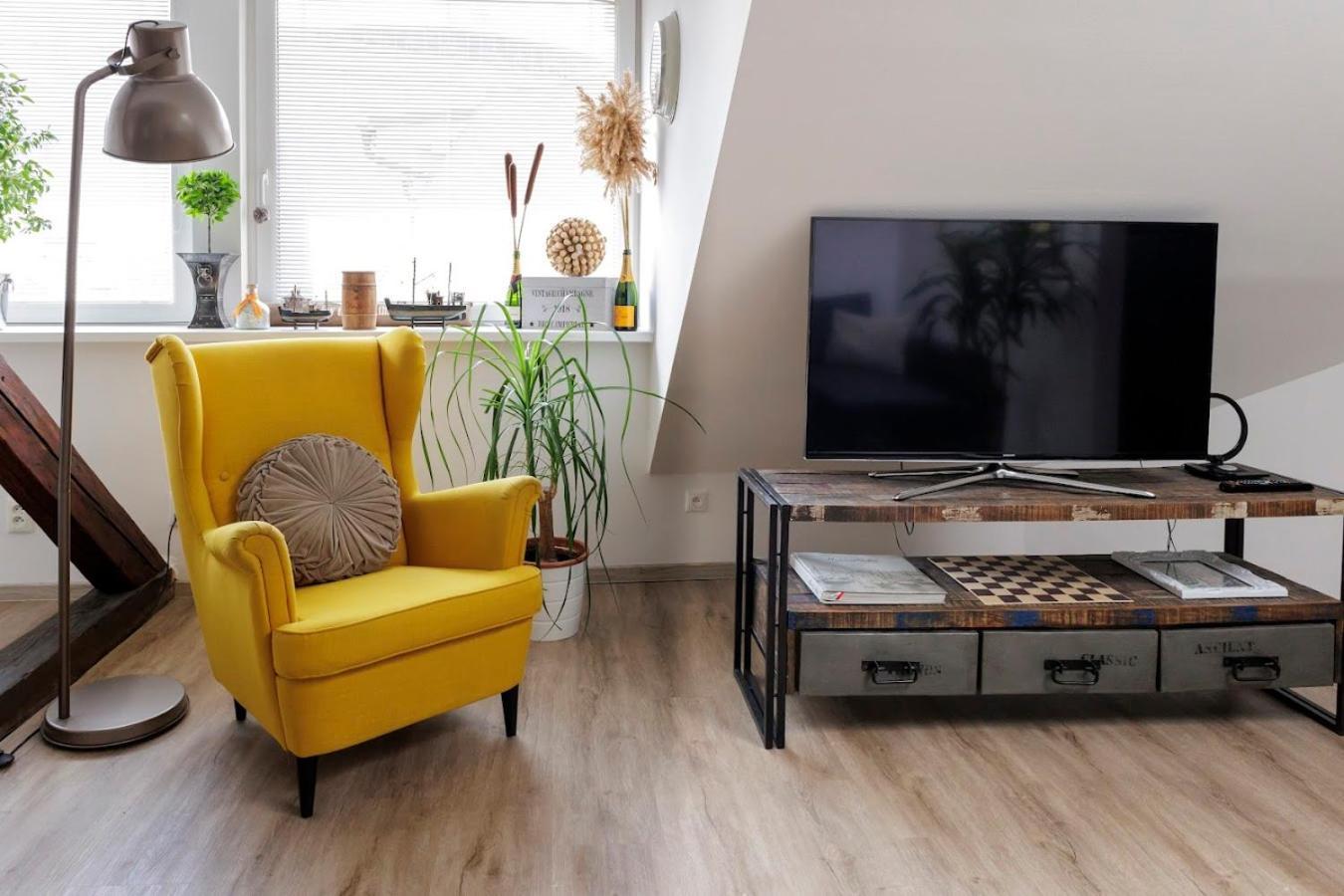 Vip Apartment In Old Town With Free Parking Μπρατισλάβα Εξωτερικό φωτογραφία