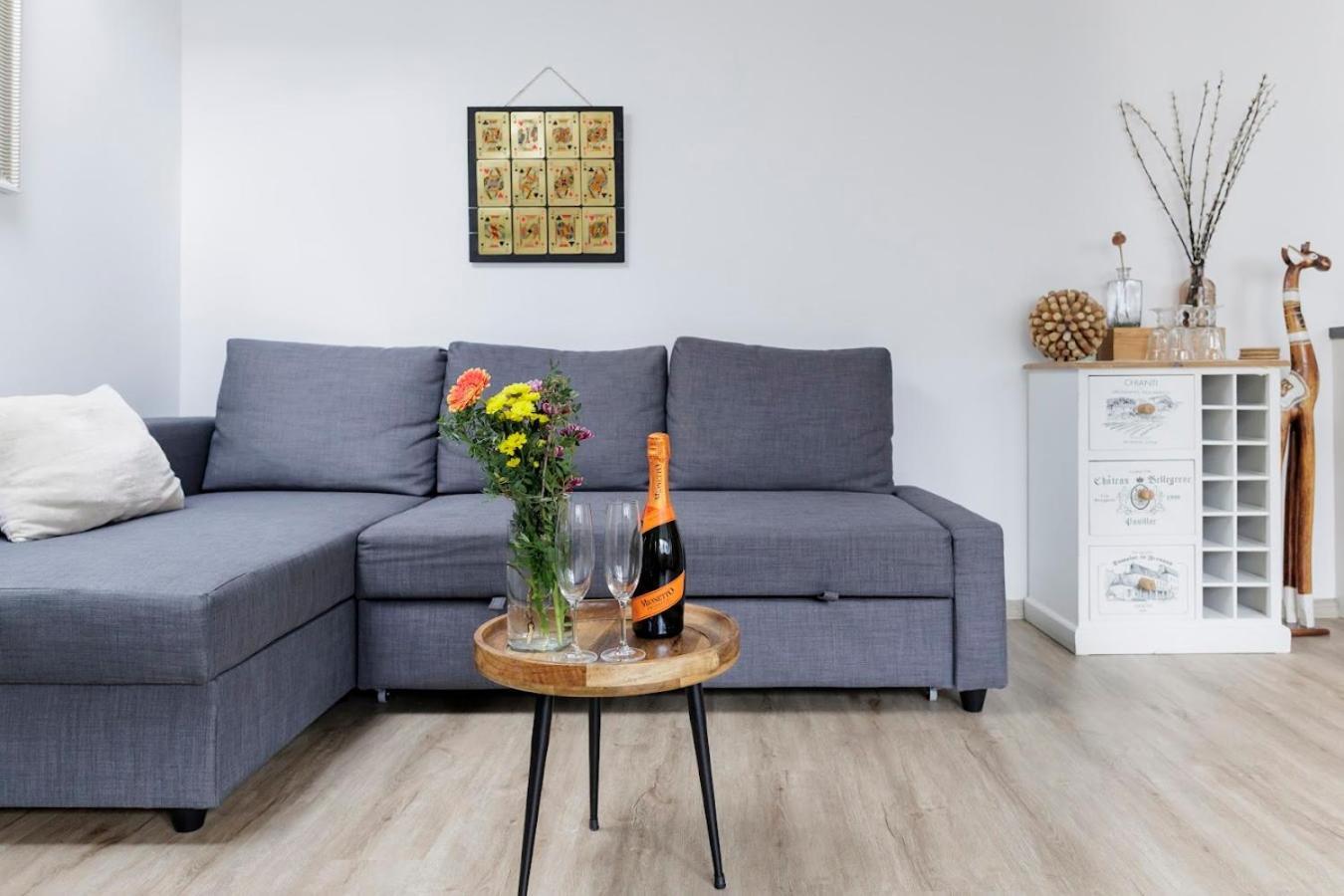 Vip Apartment In Old Town With Free Parking Μπρατισλάβα Εξωτερικό φωτογραφία