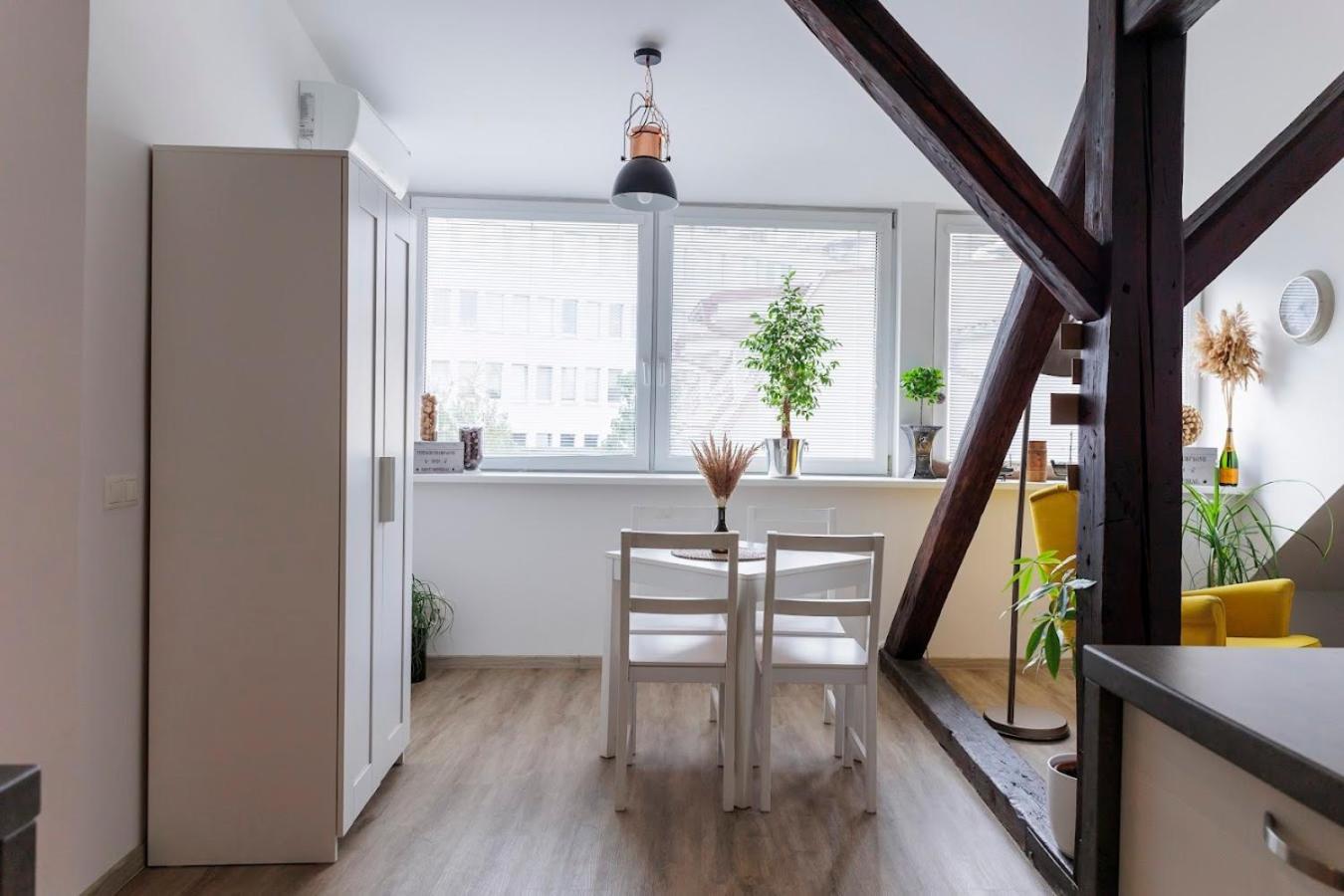 Vip Apartment In Old Town With Free Parking Μπρατισλάβα Εξωτερικό φωτογραφία