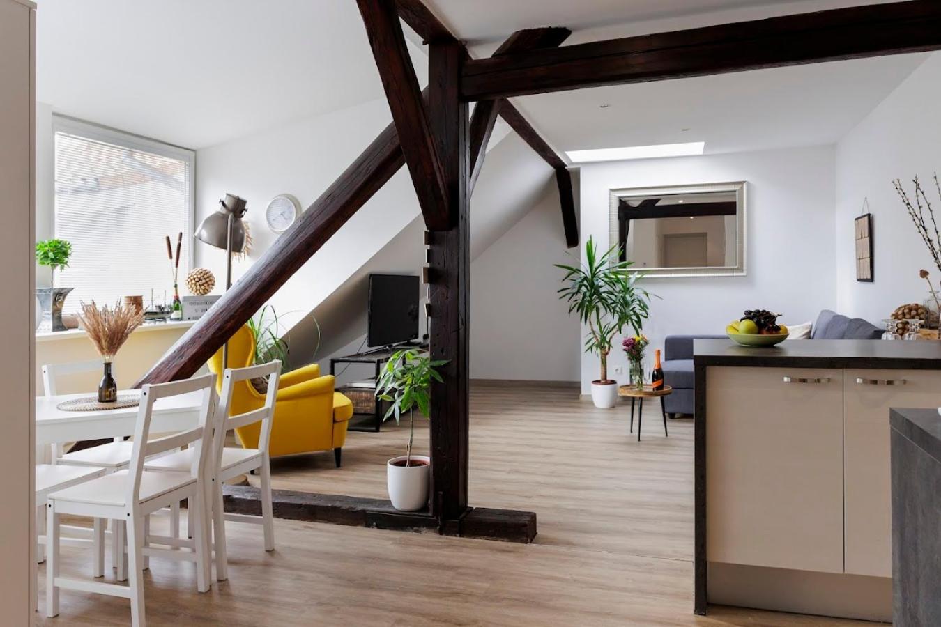 Vip Apartment In Old Town With Free Parking Μπρατισλάβα Εξωτερικό φωτογραφία
